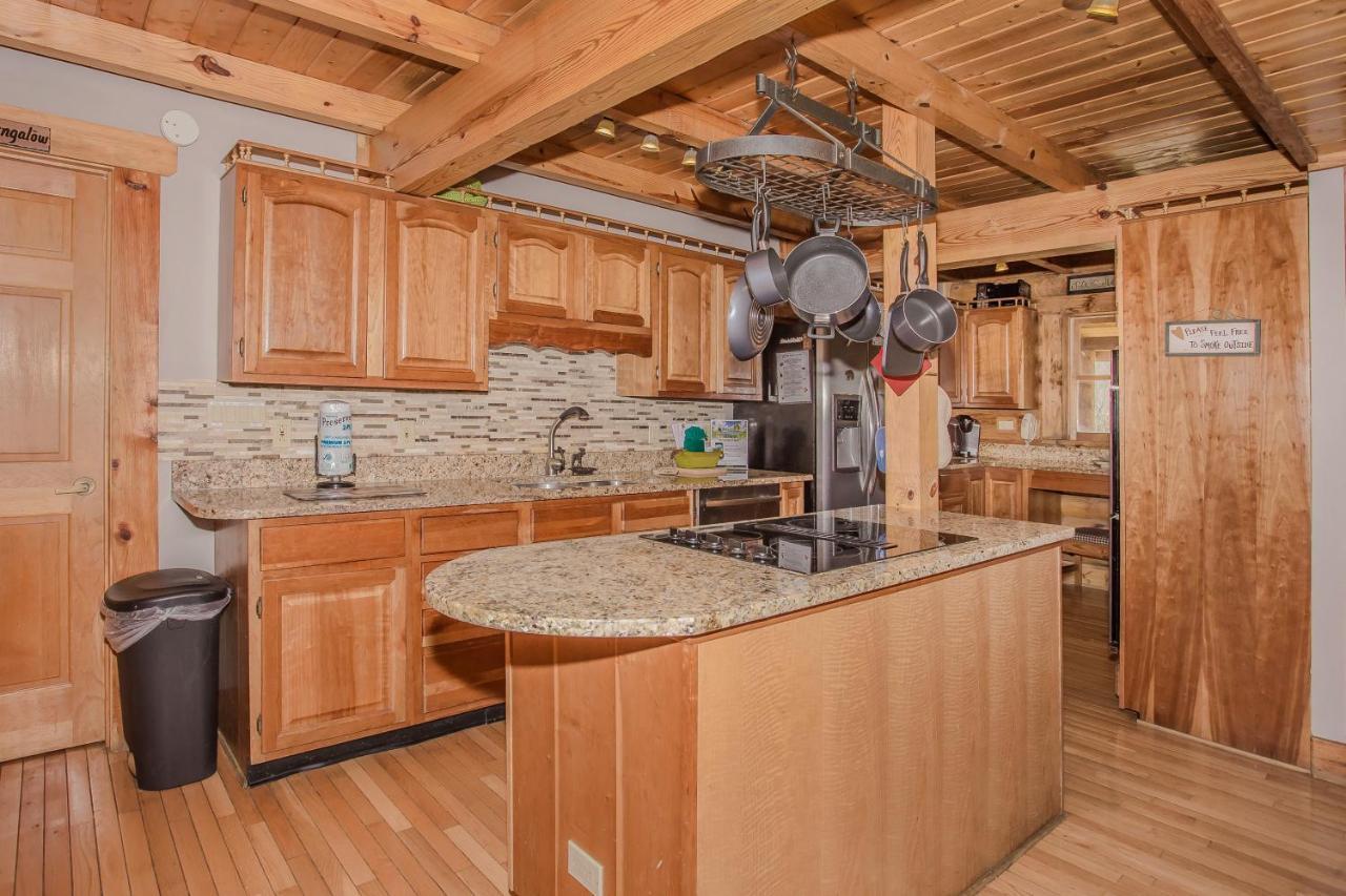 Smoky Bear Lodge With Guest House, Hot Tub, 1089 Free Tickets Each Paid Day, Dollywood And More سيفيرفيل المظهر الخارجي الصورة