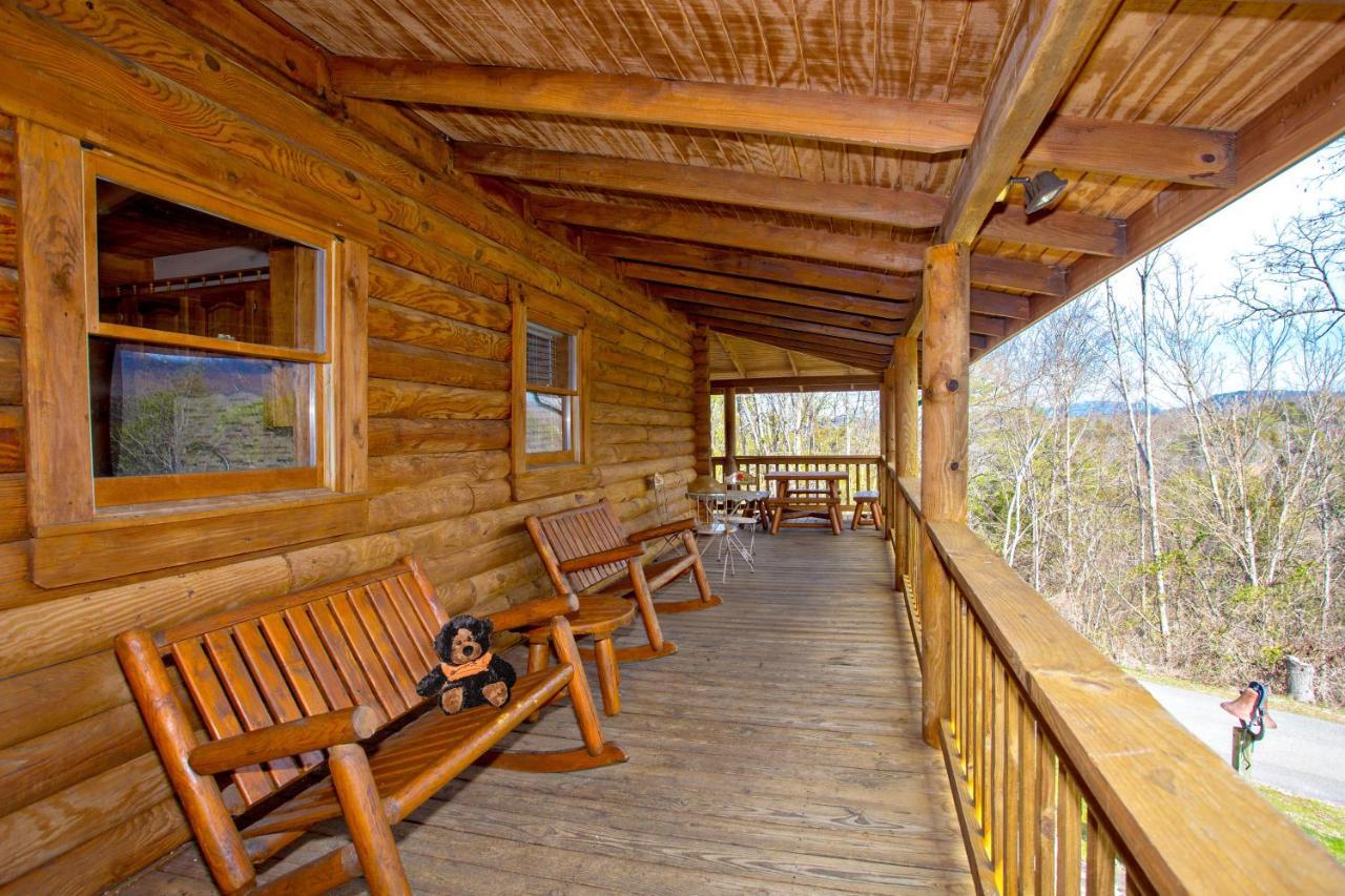 Smoky Bear Lodge With Guest House, Hot Tub, 1089 Free Tickets Each Paid Day, Dollywood And More سيفيرفيل المظهر الخارجي الصورة