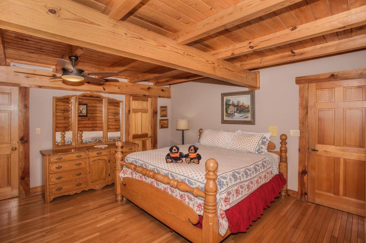 Smoky Bear Lodge With Guest House, Hot Tub, 1089 Free Tickets Each Paid Day, Dollywood And More سيفيرفيل المظهر الخارجي الصورة